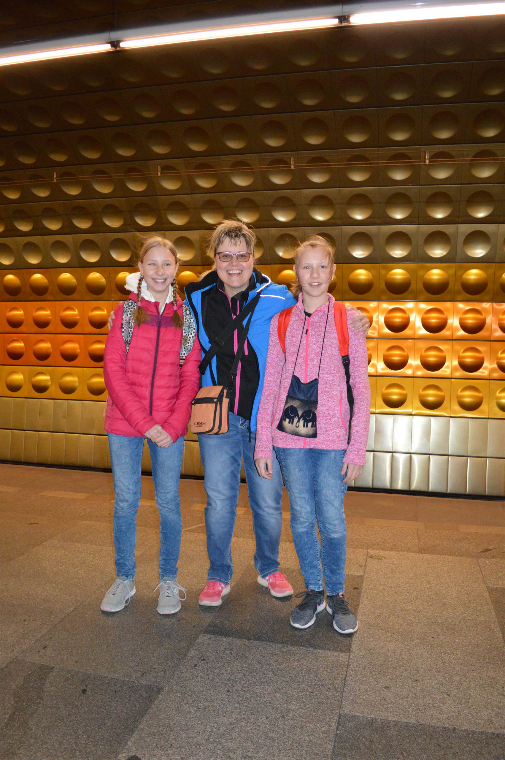 duben 2019 (12 roků, 3 měsíce)